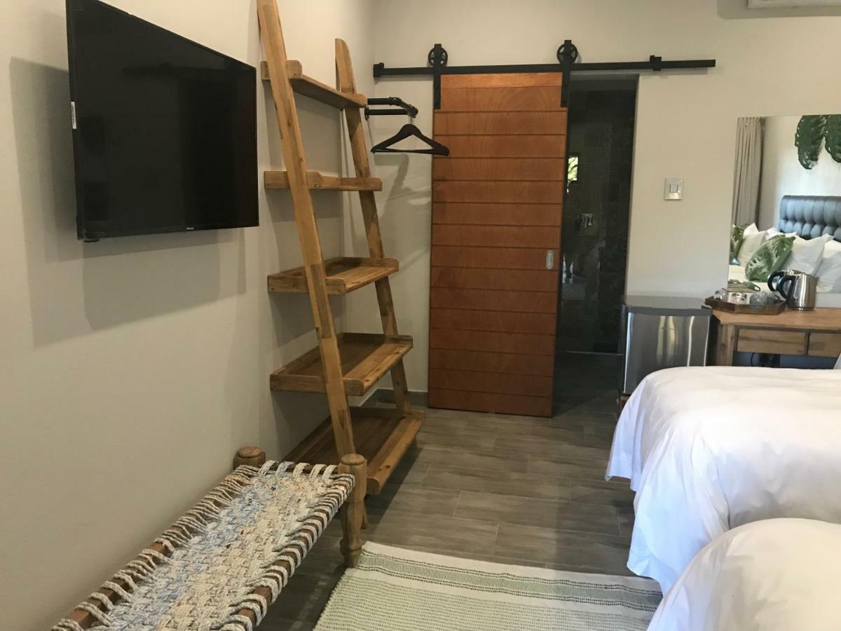 Lowveld Living Guesthouse Mbombela Eksteriør billede